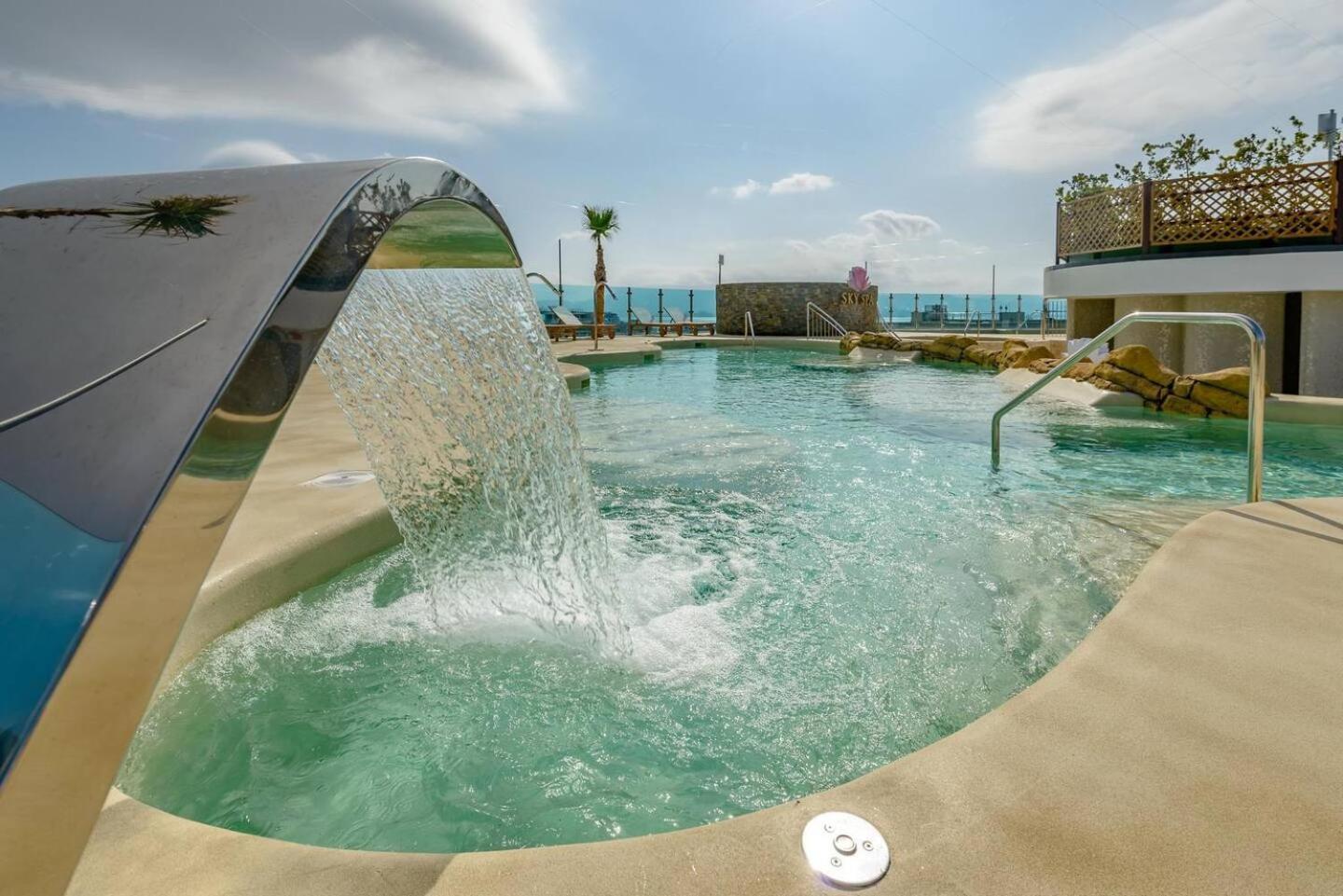 Urban Oasis At Luxurious Ocean Village Gibraltar Exterior foto